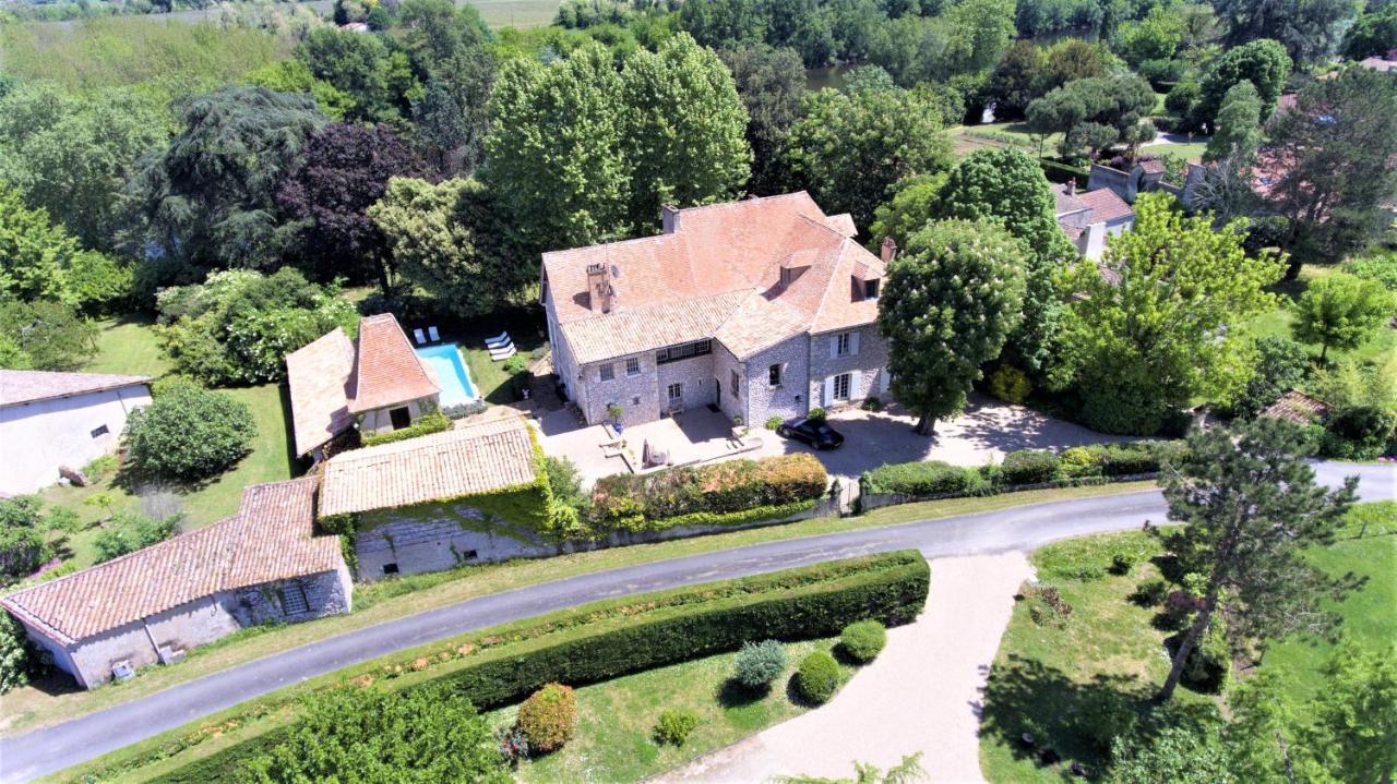 Manoir Du Bois Mignon Le Fleix Exterior foto